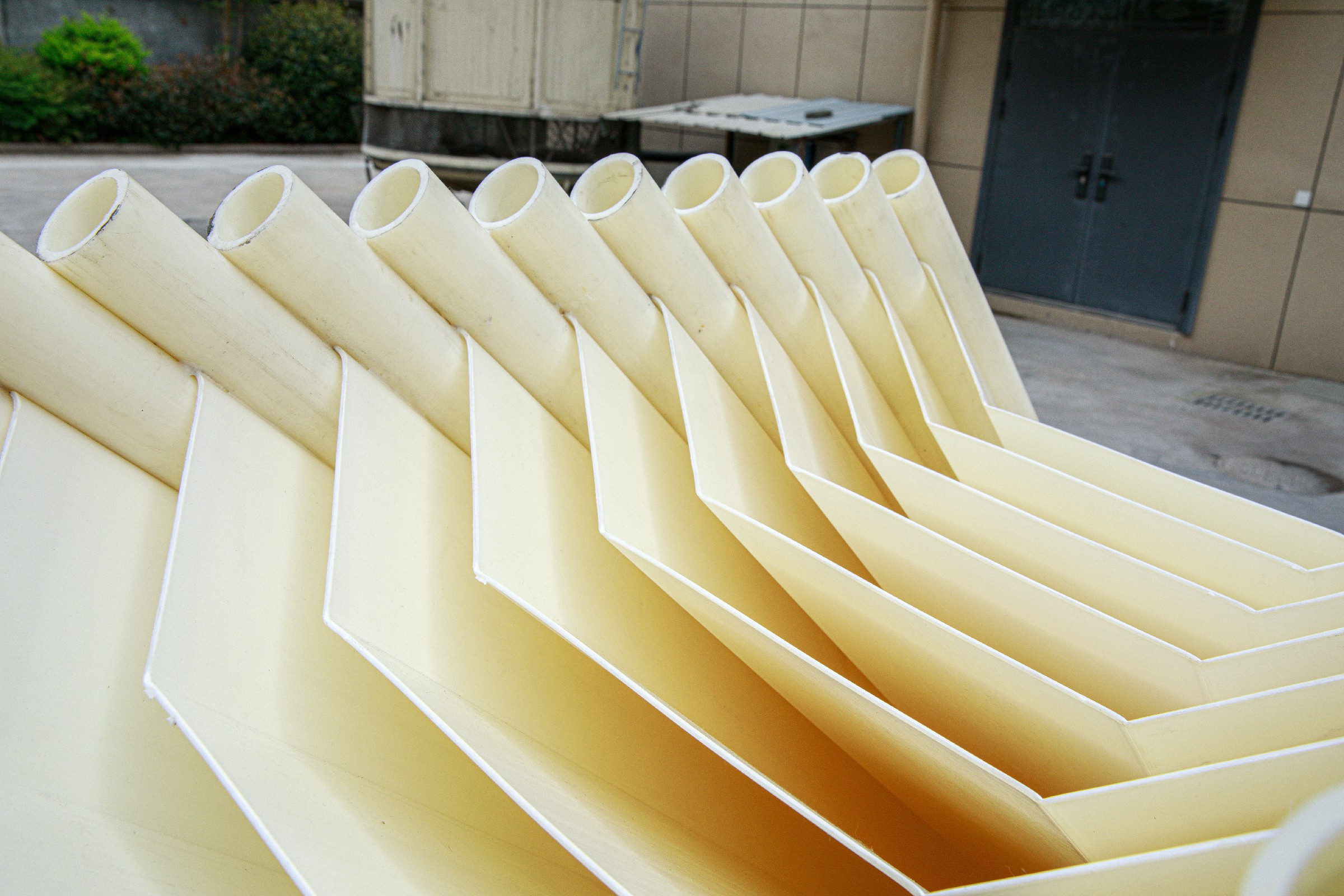 同向流收集水斜板装置